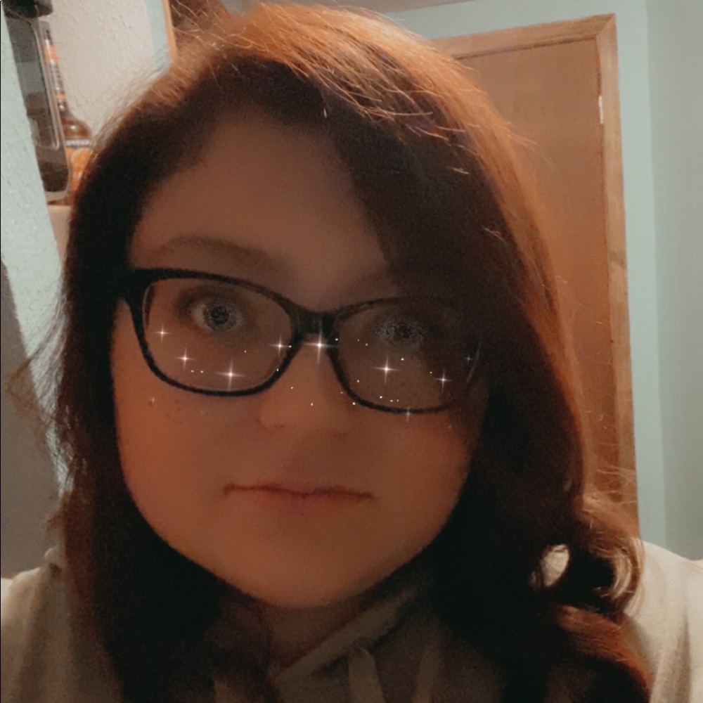 Meet your Posher, Kasie